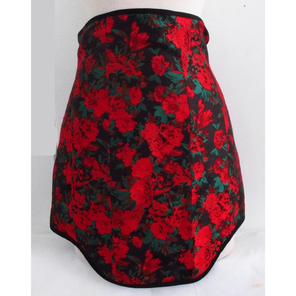 NWOT FINDERS FLORAL BROCADE MINI SKIRT SIZE S
